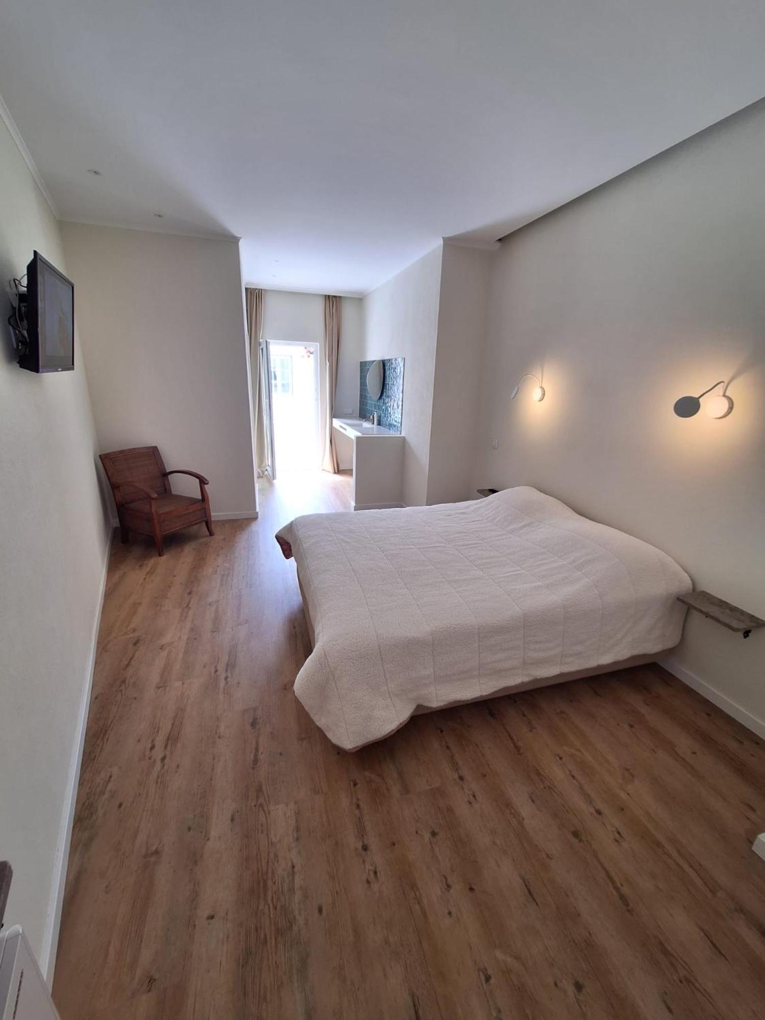 Santa Cruz - B&B Lagos Eksteriør bilde